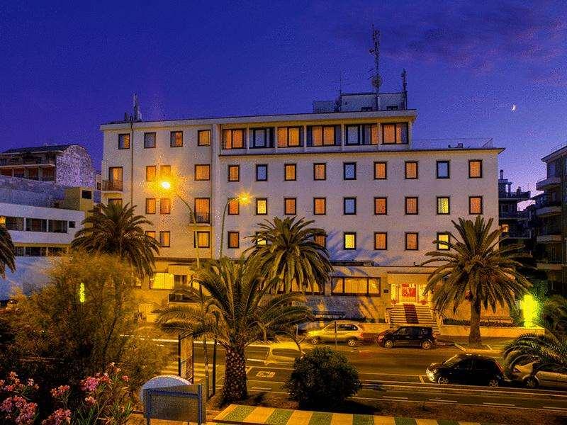 Hotel Carlton Pescara Exterior foto